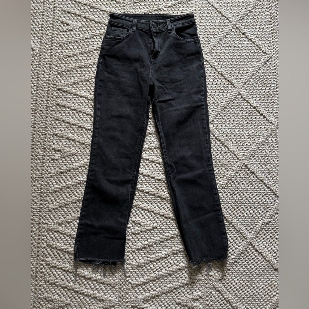 BDG Kick Crop Jeans